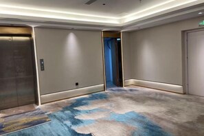Unclassified image, 4 of 38, button - Huaying Hotel (Shaowu)