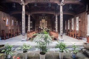Dining - France Family Hostel (Huangshan City)