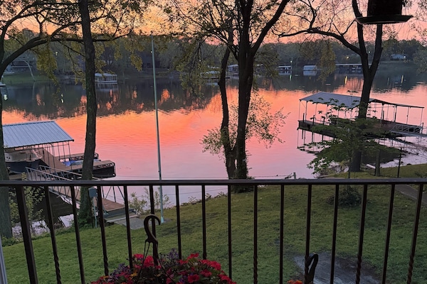 Dusk, facing east. Evening shade and vibrant colors.