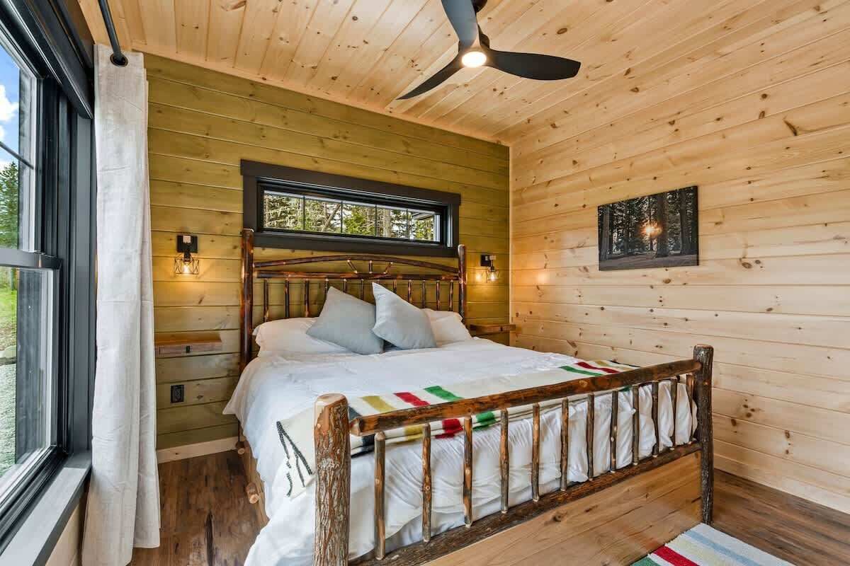 3 室のベッドルーム、アイロン / アイロン台、旅行用ベビーベッド、WiFi