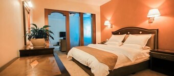 Libo Dapeng Business Hotel (Libo Ancient Town)