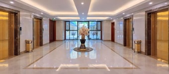 Mintai Hot Spring Holiday Hotel