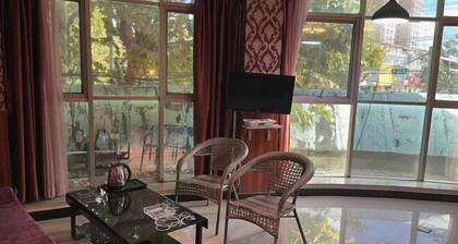 Shijiazhuang Dongguan E-sports Hotel