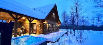 Escape to Wisp Mountain.New Log Home. Near Deep Creek Lake ,Wisp Resort ,Hot Tub