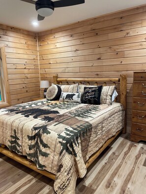 4 chambres, fer et planche à repasser, Wi-Fi gratuit, draps fournis