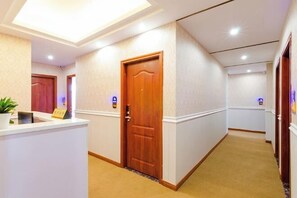 Interior - Lexiang. Smart Audio-Visual Boutique Stay (Changle International Airport) (Fuzhou)