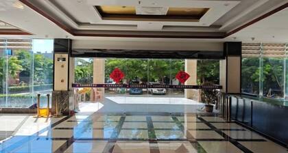 Qjia Ledong Xiangrui Seaview Business Hotel (Longmuwan Branch)