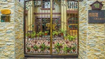 Perincian bahagian luar