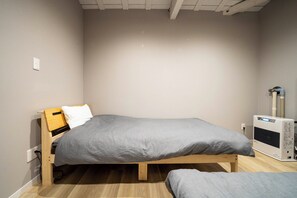 2 多间卧室、熨斗/熨衣板、免费 WiFi