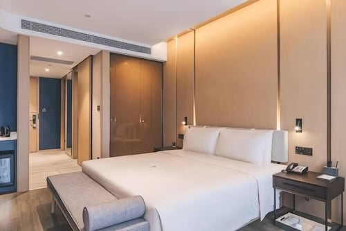 Kate Hotel (Guangzhou Dadao Yangxu Metro Station)