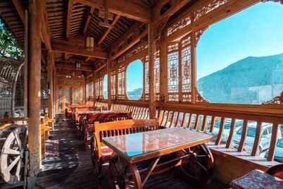 Jizushan Funinglou Boutique Inn