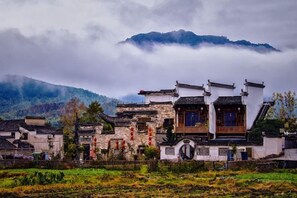 Unclassified image, 3 of 149, button - Hongcun Tachuan Alina Garden Vacation Apartment (Yi County)