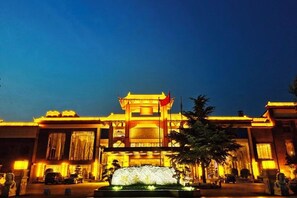 Unclassified image, 2 of 53, button - Yujing Garden Holiday Hotel (Shijiazhuang)