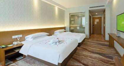 Ifan Hotel