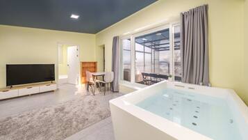 基础客房, 1 间卧室 (room 201(Ocean view / Spa / Pet)) | 1 多间卧室、免费 WiFi