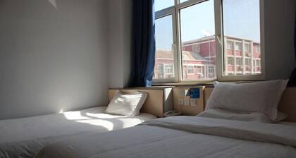 7Days Inn Chain Hotel (Beijing South Railway Station Yongdingmenwai Subway Station)