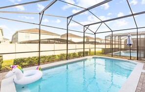 Piscine couverte, piscine chauffée