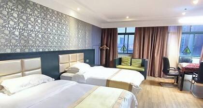 Dafuhao Hotel (Yichun Runda International Yuanzhou Gulou Square Branch)