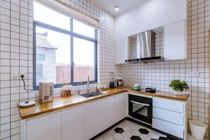 Room - YAN COTTAGE (Shanghai)