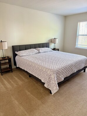 3 bedrooms, iron/ironing board, free WiFi, bed sheets