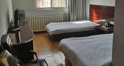 Taiyuan Shuxinyuan Hotel (Tumor Hospital Branch)