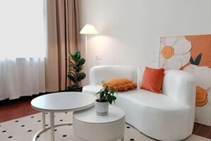 Room - Hangzhou Zhinan Zhibei Homestay (Hangzhou)