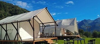 Baoxing Shenmu Lei Mountain Villa