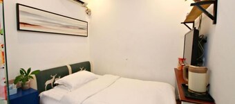 Style Theme Hotel (Fuyang Normal University West Lake Campus)