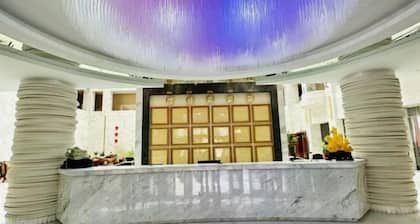 Fuyuan Yayue Business Hotel