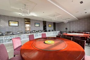 Unclassified image, 3 of 31, button - Fuyuan Yayue Business Hotel (Fuyuan)