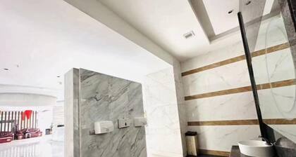 Fuyuan Yayue Business Hotel
