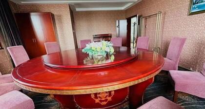Fuyuan Yayue Business Hotel