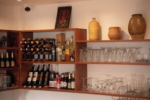 Bar (on property) - Dali Nuan Nuan Ying Jing Cliff Sea View Hotel (Dali)