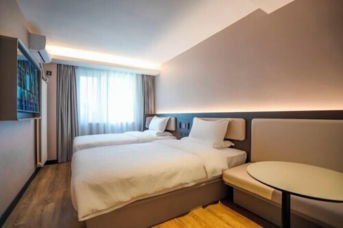 HanTing Hotel (Tianjin Railway Station Italian Style Street)