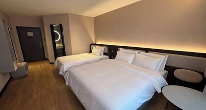 HanTing Hotel (Tianjin Railway Station Italian Style Street)