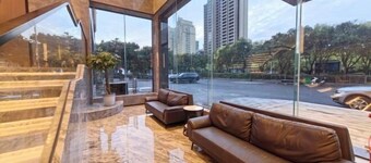 福港大飯店(許昌學院高鐵東站店)