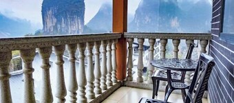 Yangshuo Xianggong Mountain Villa (Xianggong Mountain Scenic Area Store)