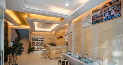 Xinxing Business Hotel