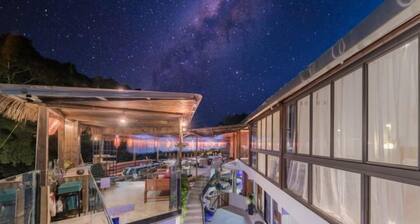 Zaishui Yifang Motel