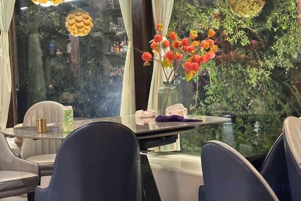 Unclassified image, 1 of 117, button - Zaishui Yifang Motel (Nanjing County)