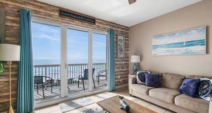 Sunsets on the Gulf! 5 star host. Available dates for booking 11/8 - 11/24