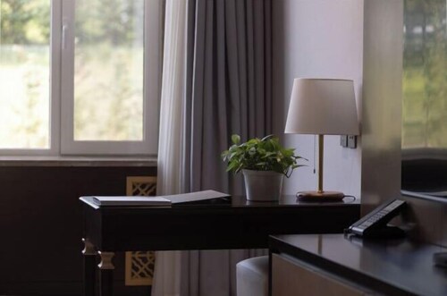 Ujimqin Hotel