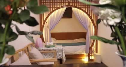 Hejiayuan Family Inn