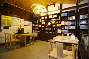 Interior - Hejiayuan Family Inn (Langzhong)