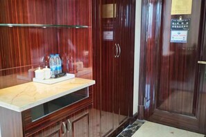 Ảnh chưa phân loại, 4 trong số 29 ảnh, nút