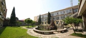 Guoziwei Commercial Beidaihe Sanatorium (Liuzhuang Night Market)