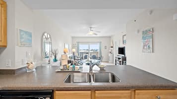 Condo | Private kitchen | Full-sized fridge, microwave, oven, stovetop
