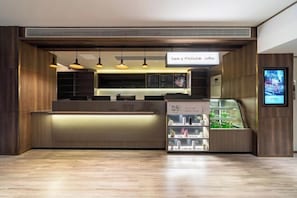 Coffee shop - HanTing Hotel (Shanghai Wujiaochang Shiguang Road) (Shanghai)