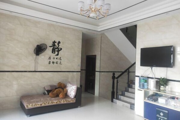 Interior - Mingjing Mountain House on the halfway of Hengshan Mountain (Hengyang)