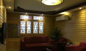 Living area - Dongping Resort (Shanghai)